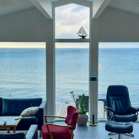 Hébergement de vacances Newly Built House With Breathtaking View *